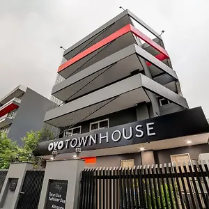 Hotel Oyo Townhouse 219, Sector 49,